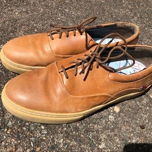 Men’s Oliberté tan shoes